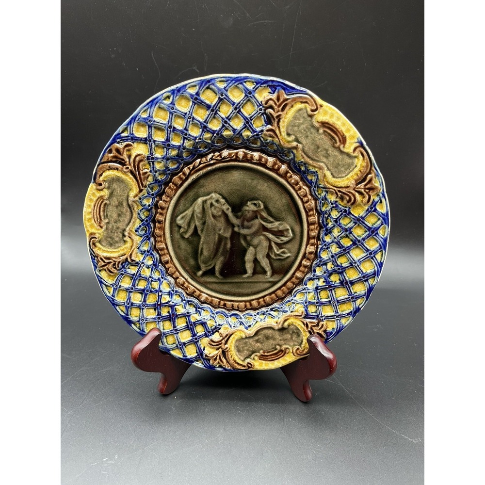 Antique Pottery Ceramic Majolica Plate Nude Woman 8.5"